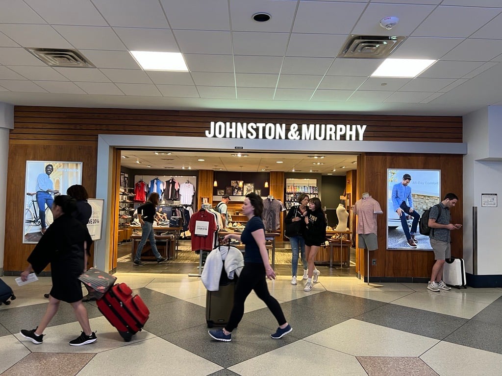 Johnston & Murphy Store - Charlotte Airport